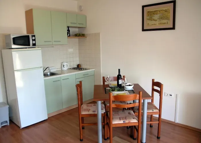 Apartment Aurelius - Relaxing With Gorgeous View Trogir