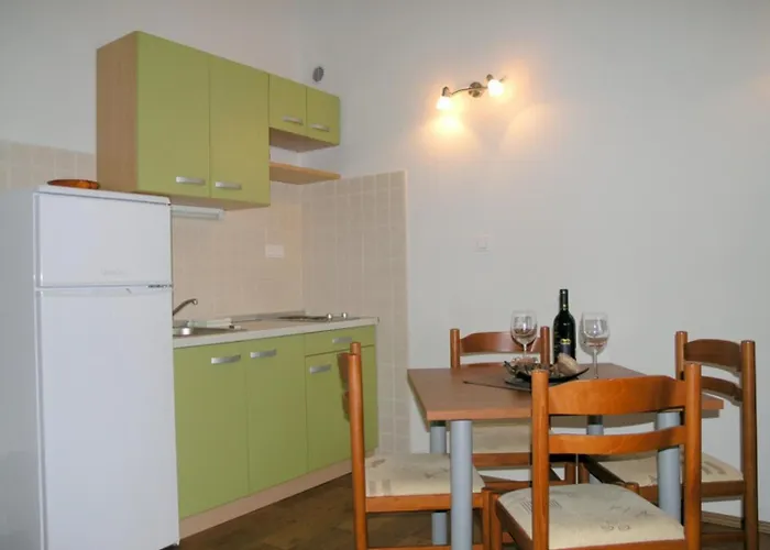 Daire Aurelius - Relaxing With Gorgeous View